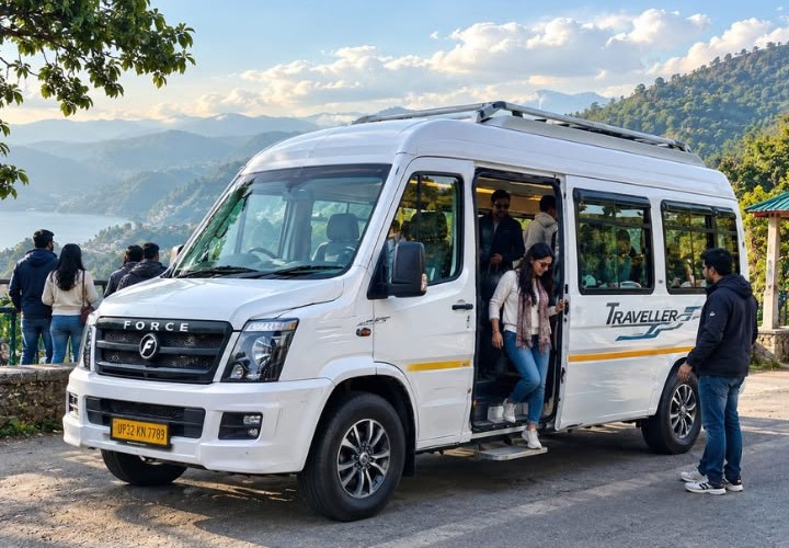 Tempo Traveller for a group trip across Kutch